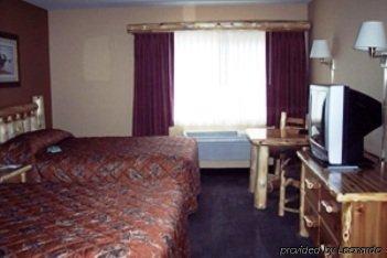 Pine Peaks Lodge & Suites Cross Lake Chambre photo