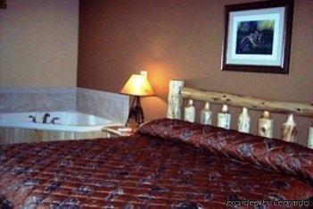 Pine Peaks Lodge & Suites Cross Lake Chambre photo